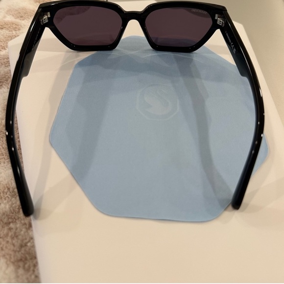 Swarovski Sunglasses - Picture 4 of 13